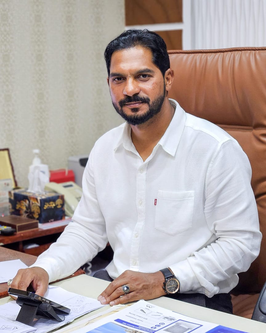 management team ASLAM PASHA ( MD, ARCHITECT )